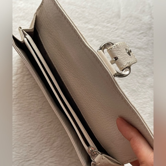 Michael Kors Wallet - Picture 5 of 7
